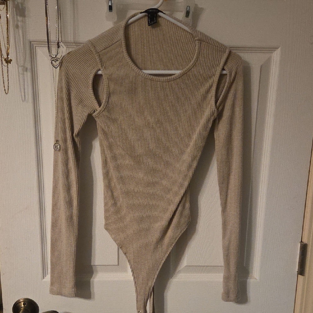 Forever 21 Ribbed Long-Sleeve Scoop Bodysuit in Tan